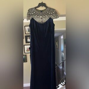 Beautiful Tadashi Shoji Navy Blue Velvet with Crystal Yolk